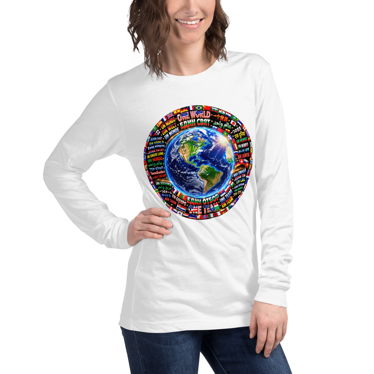 Camiseta de manga larga ONE WORLD • ONE TEAM – color blanco, vista lateral (con modelo)
